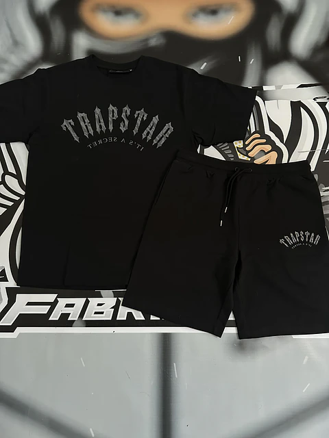 Trucksuit short set Trapstar Camo logo -  black