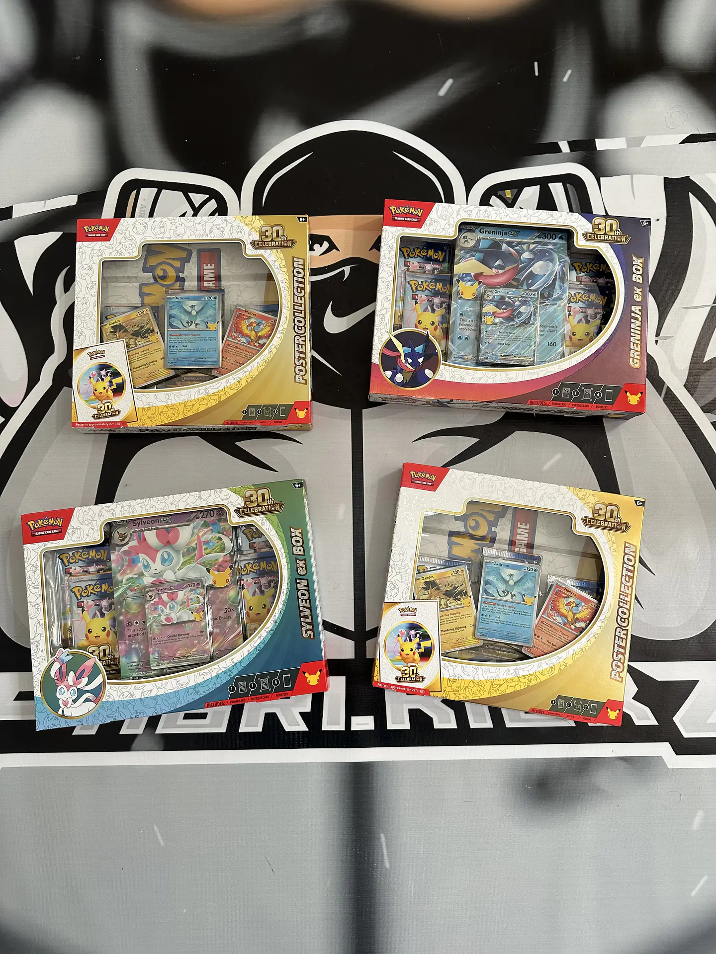 Pokemon TCG 30th Celebration - Poster Collection Inglés 3
