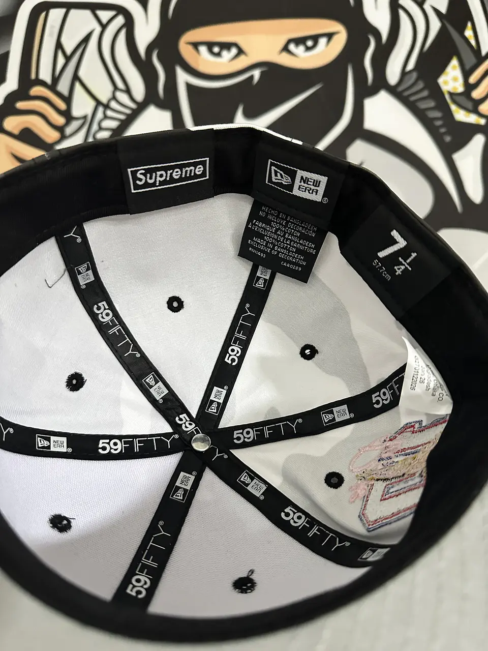Supreme Shop Box Logo New Era 59Fifty Fitted Hat - Snow Camo 7