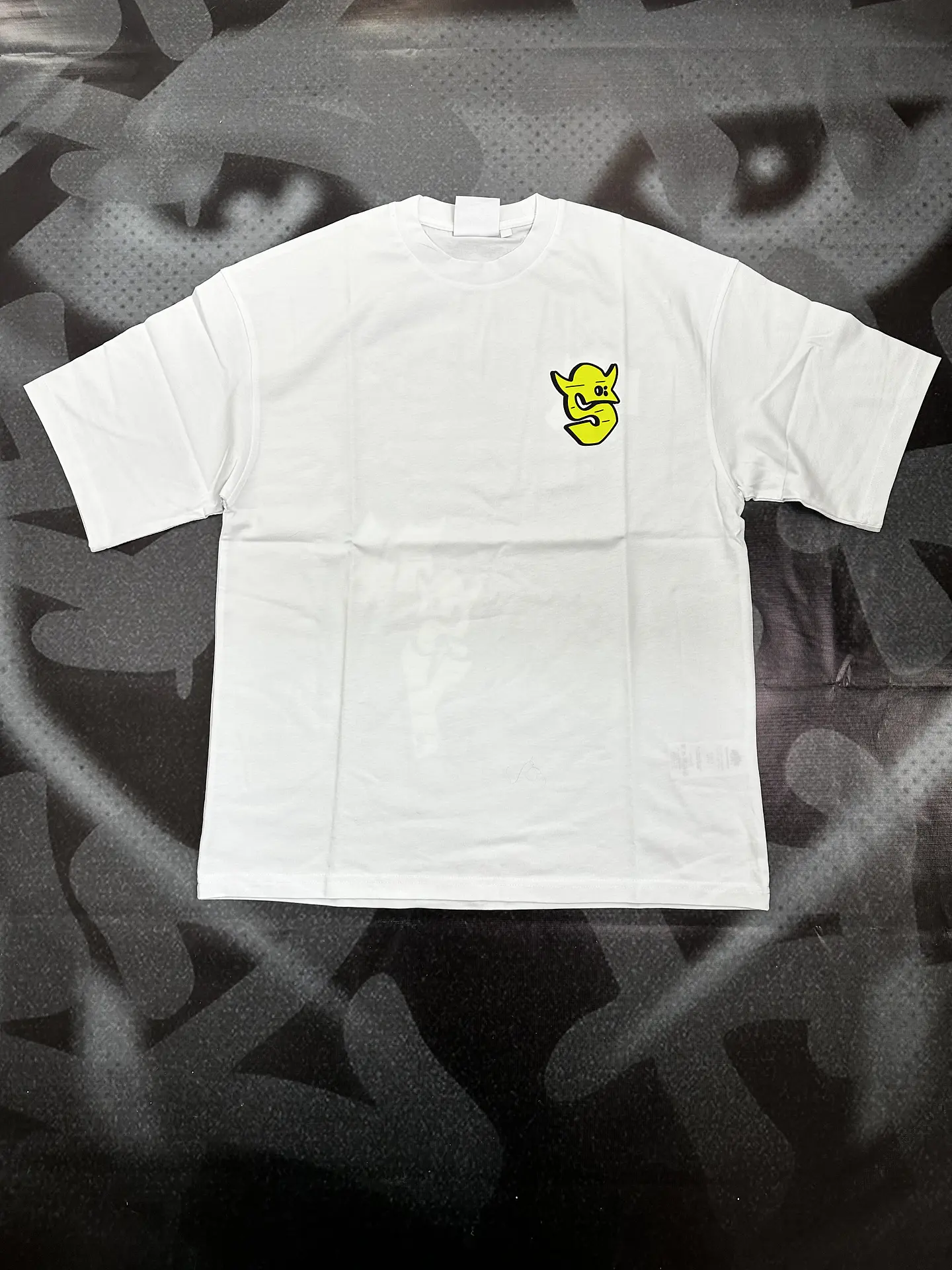 camiseta syna - white/green logo 1