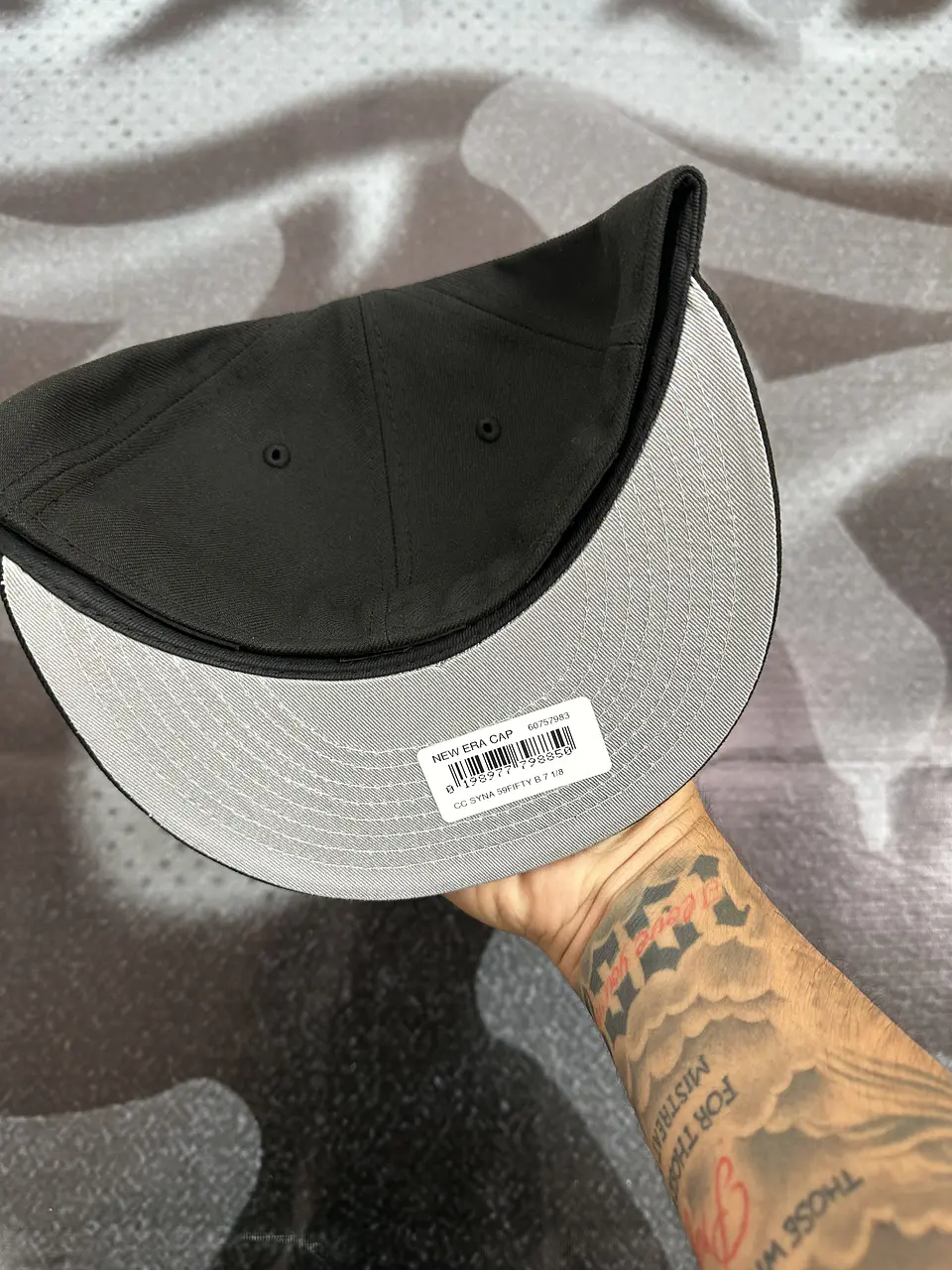 gorro new era x syna - full black 3