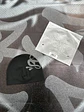 skull cap syna - black and white logo - Miniatura 1