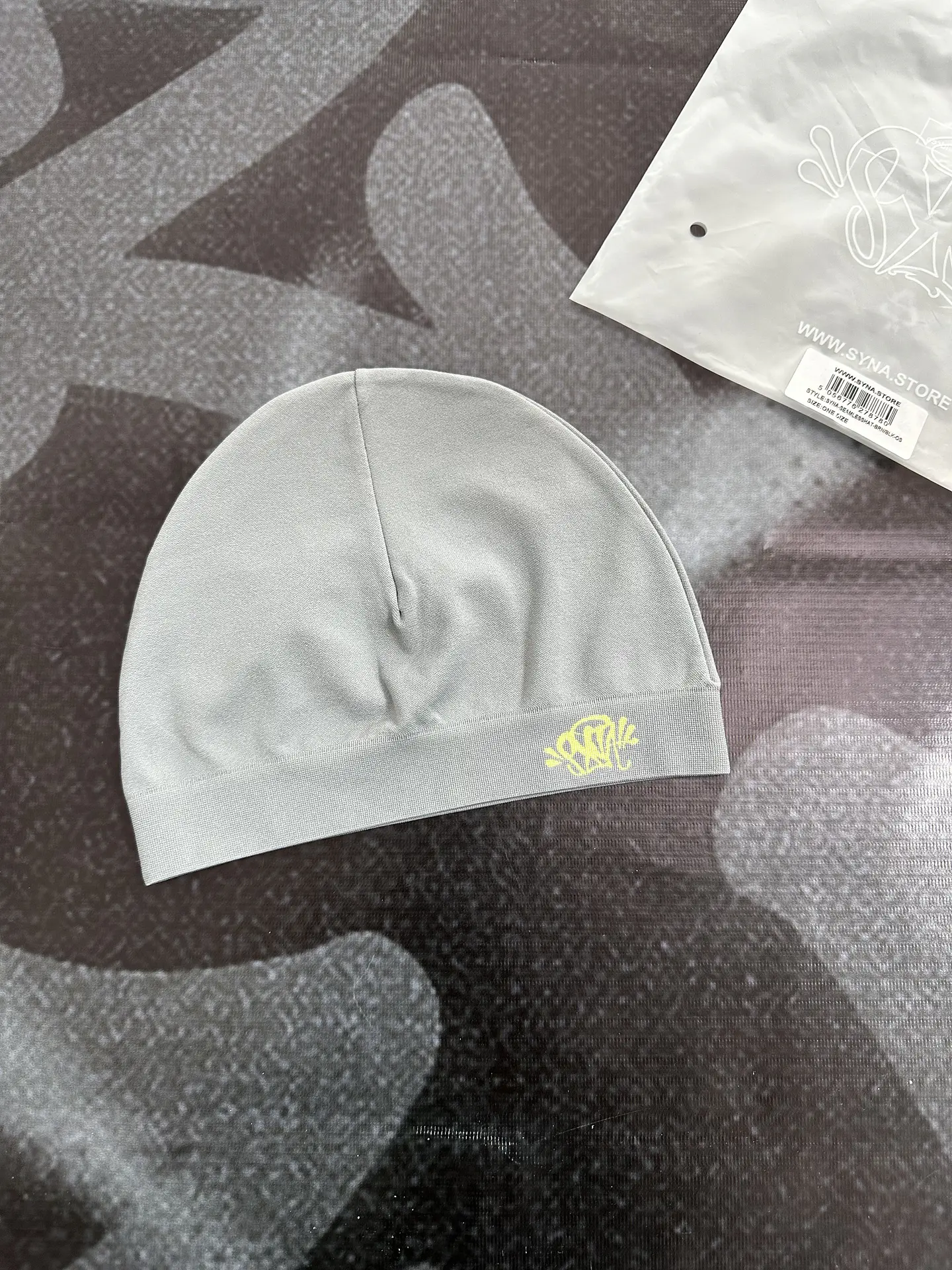 skull cap syna - grey and neo logo 2