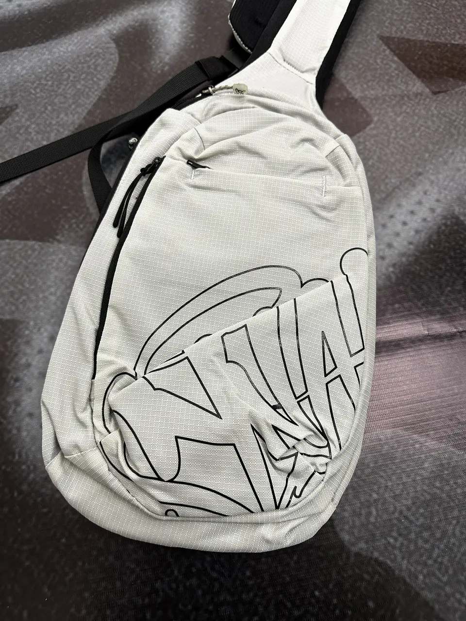 bag syna - white and black 2