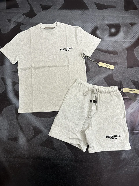 CONJUNTO ESSENTIALS Light Oatmeal SS22