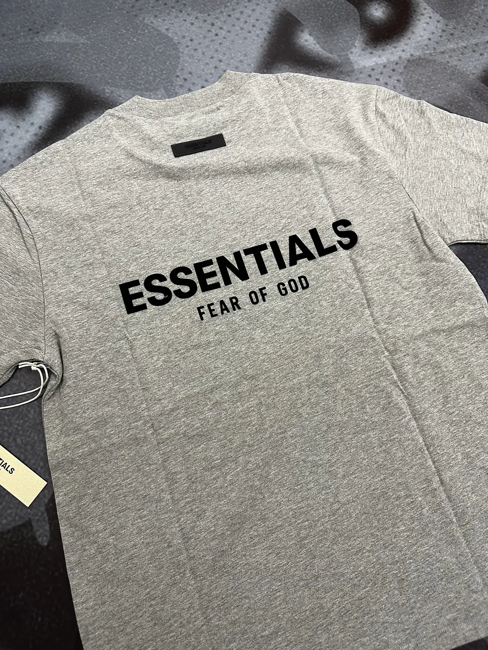 T-Shirt ESSENTIALS dark Oatmeal SS22 4