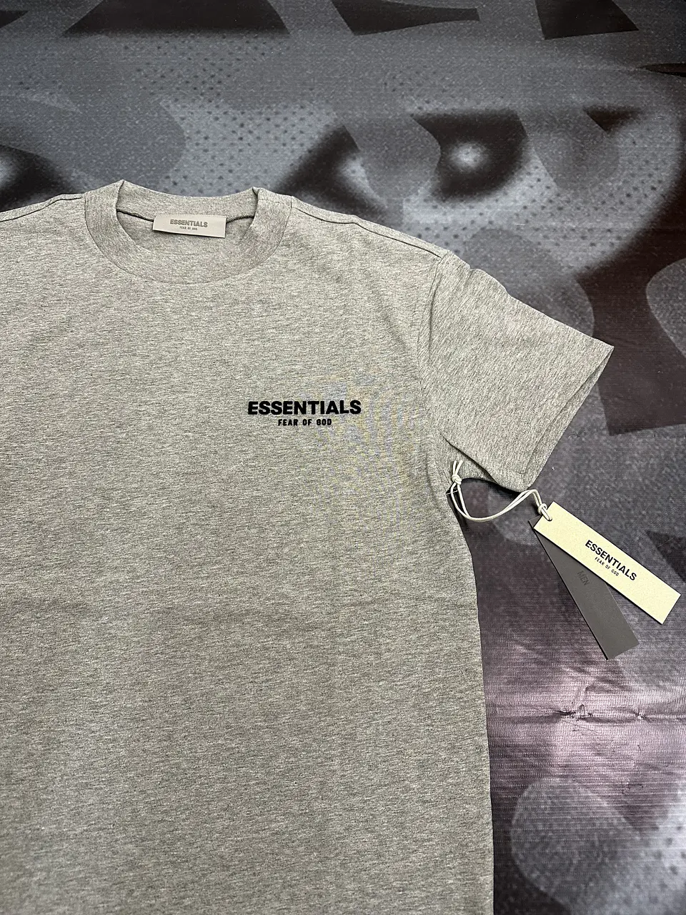 T-Shirt ESSENTIALS dark Oatmeal SS22 2