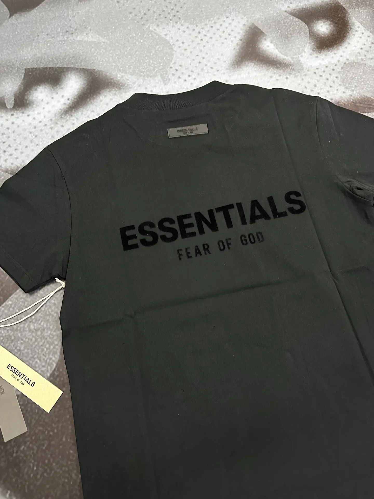T-Shirt ESSENTIALS Stretch Limo SS22 4