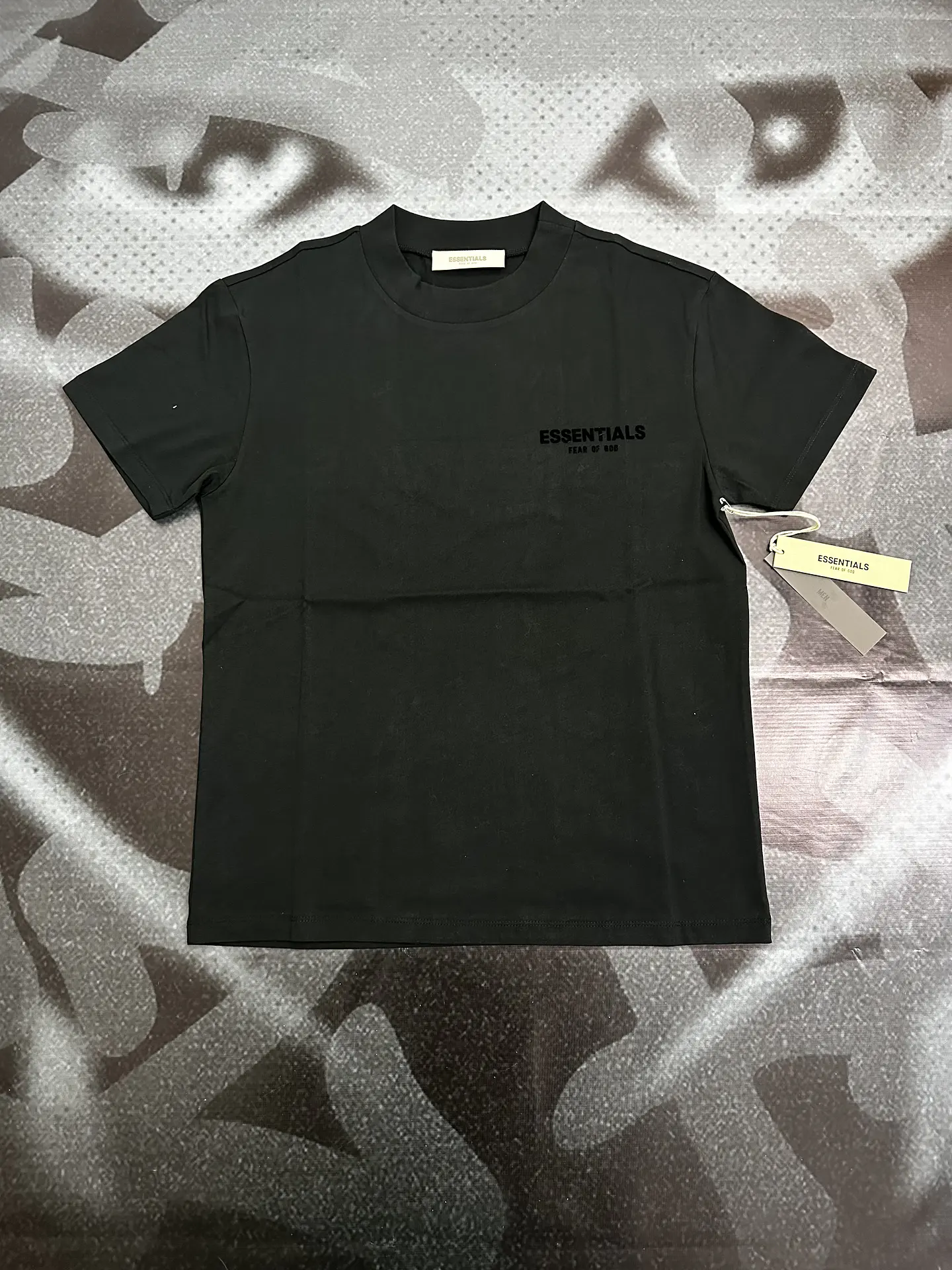 T-Shirt ESSENTIALS Stretch Limo SS22 1