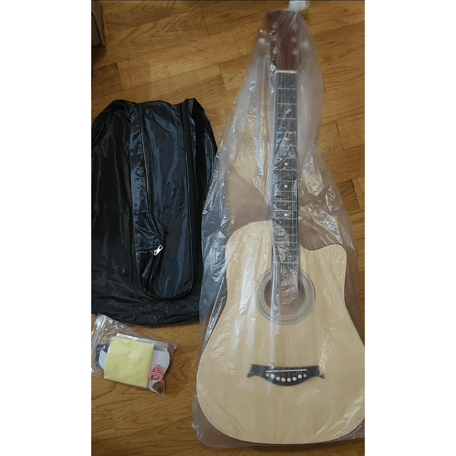 FACE1349 Guitarra Acústica de 38 Polegadas para Iniciantes - Inclui Bolsa para Guitarra, Capotraste, Alça Ajustável, Palhetas (Cores Aleatórias), Cordas, Pano de Limpeza (Cor Aleatória), Estojo para P