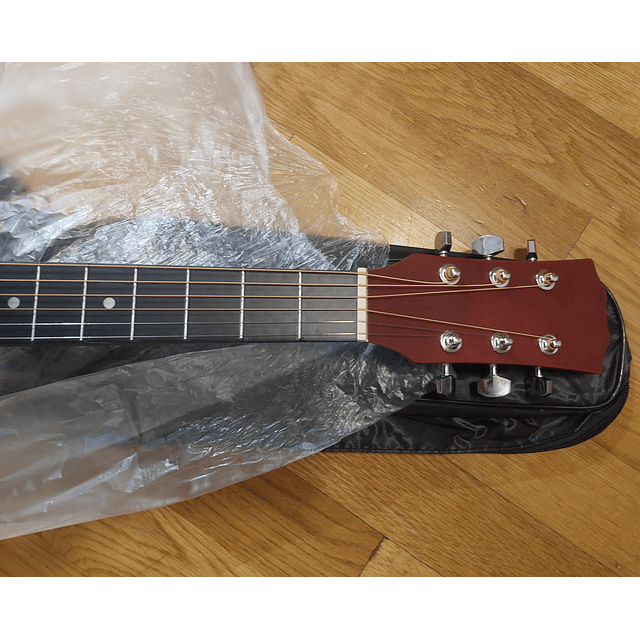 FACE1349 Guitarra Acústica de 38 Polegadas para Iniciantes - Inclui Bolsa para Guitarra, Capotraste, Alça Ajustável, Palhetas (Cores Aleatórias), Cordas, Pano de Limpeza (Cor Aleatória), Estojo para P