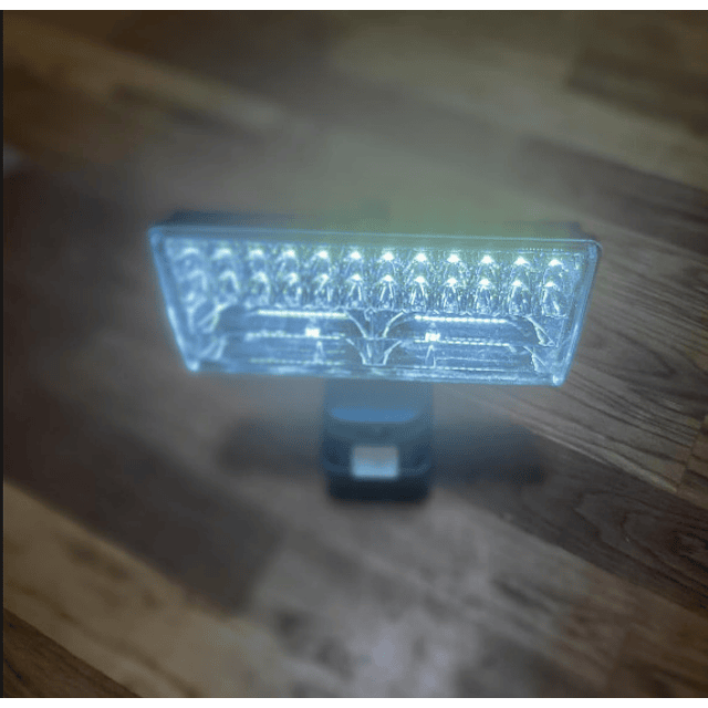 FACE1365 Potente lanterna para baterias ideias locais com pouca iluminação