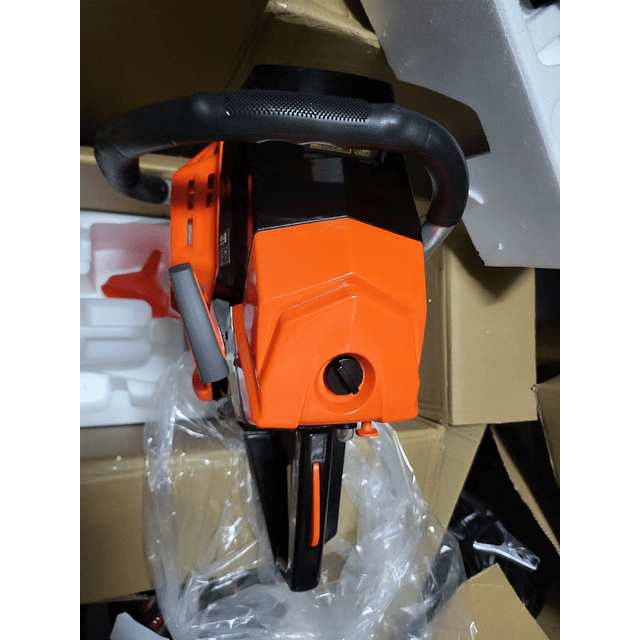 FACE1326 Potente motosserra Vevor  58cc  lamina de 50cm depósito 50ML 2,7 hp 11.800 rpm