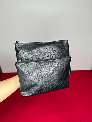 Cosmetiquero GUESS Doble