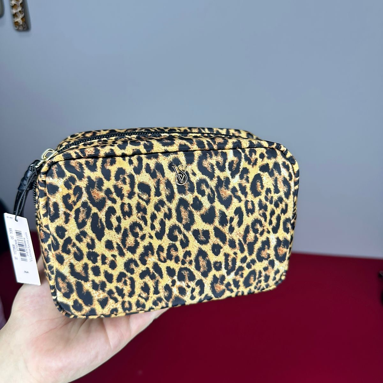 Cosmetiquero VS Animalprint 1