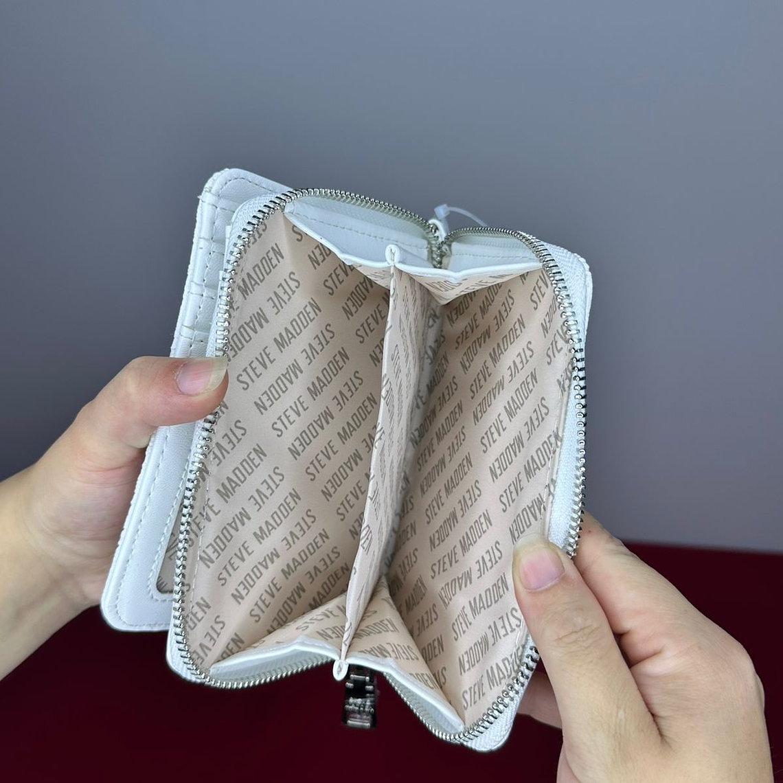 Billetera STEVE MADDEN Blanca  3