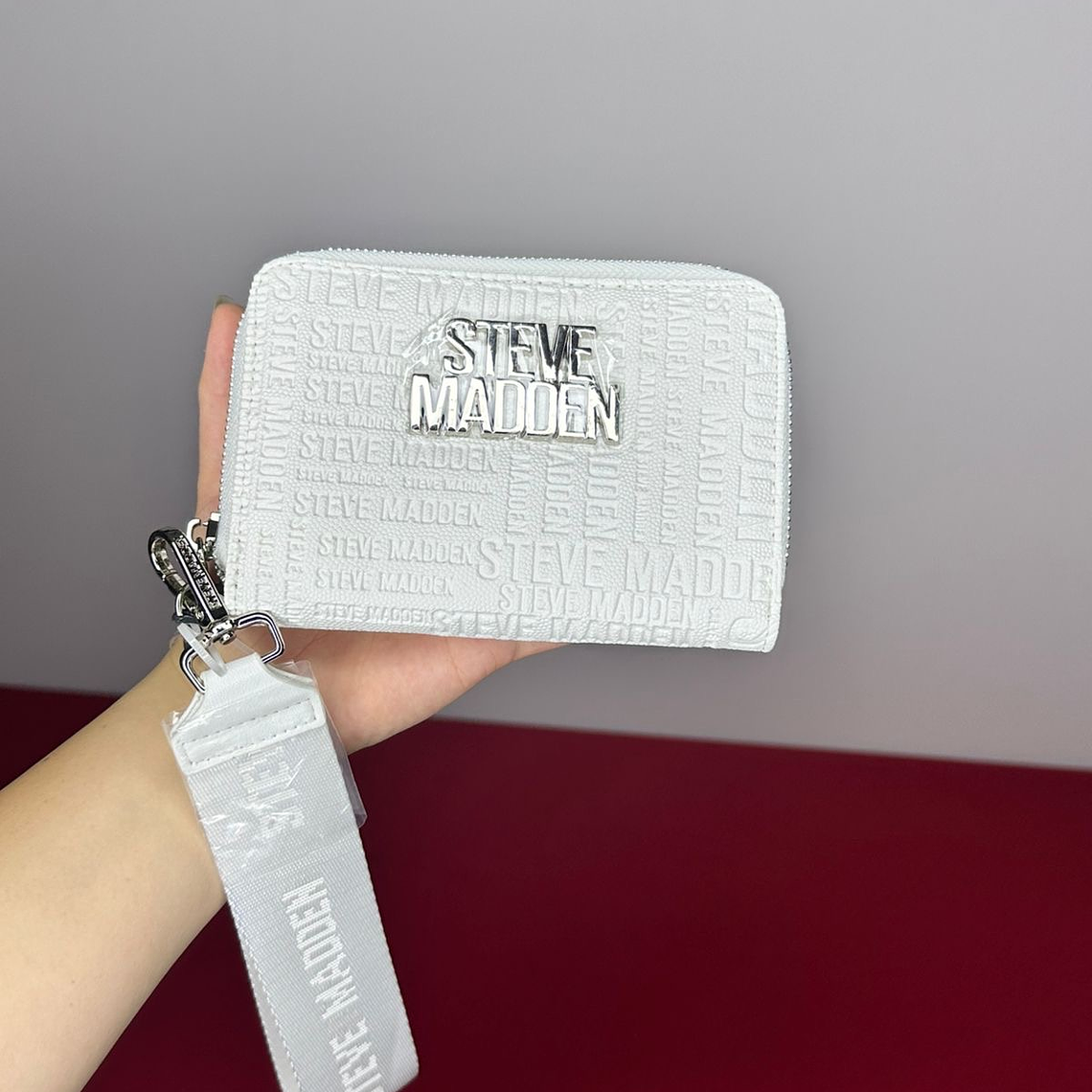 Billetera STEVE MADDEN Blanca  1