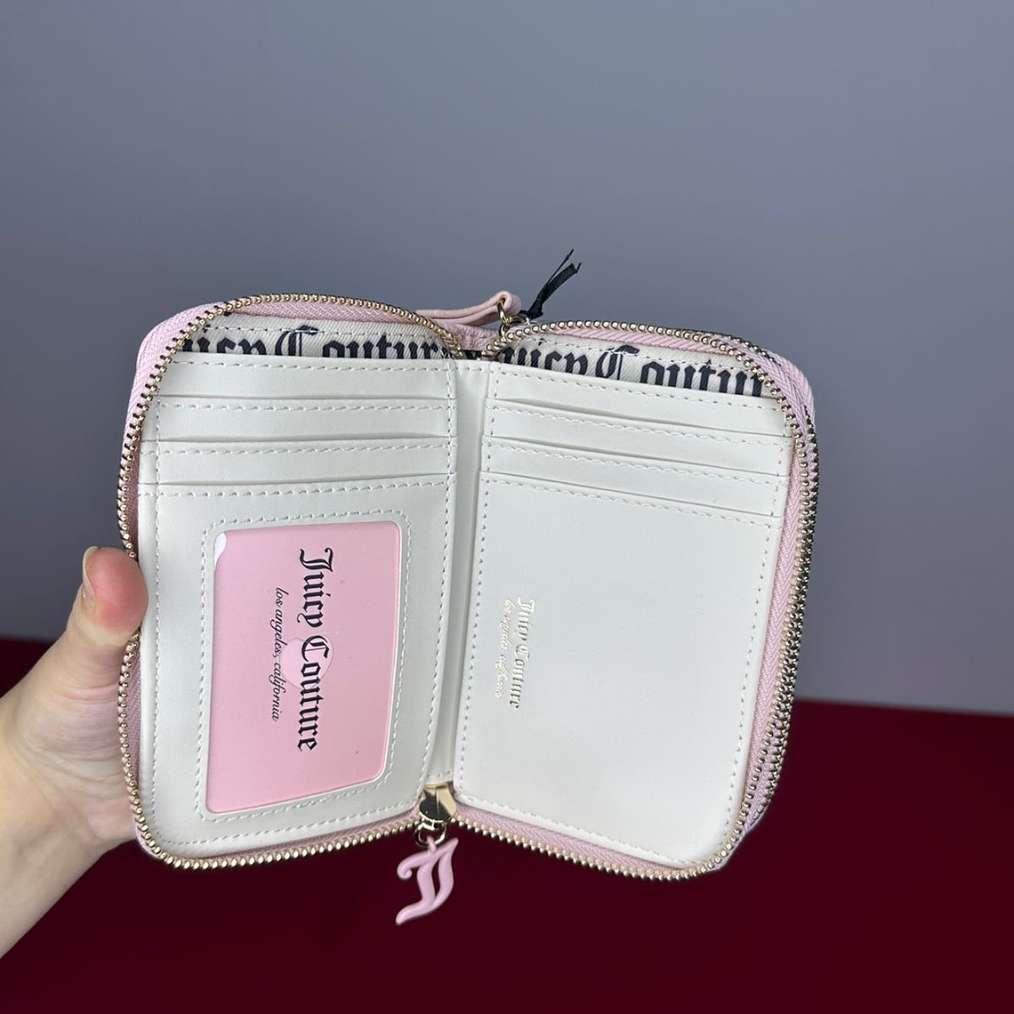 Billetera JUICY COUTURE  2