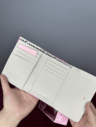 Billetera Fucsia JUICY COUTURE Cajita