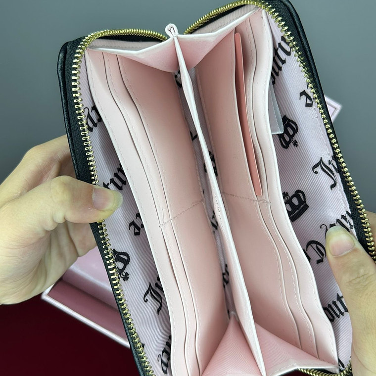 Billetera Negra Grande JUICY COUTURE  5