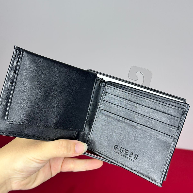 Billetera GUESS Hombre  2
