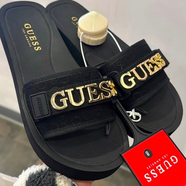 Sandalias GUESS Negras  1