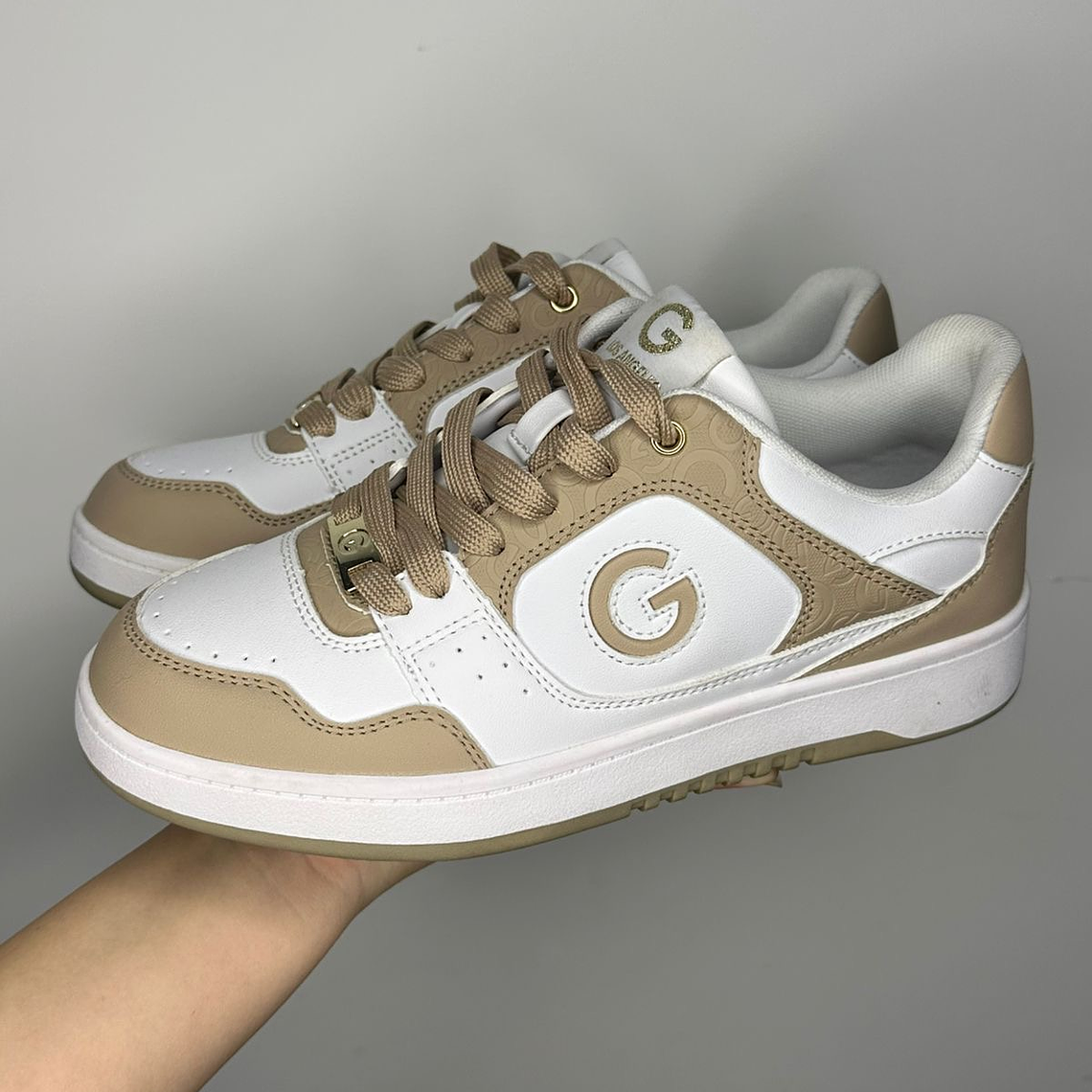 Zapatillas GUESS Nude  1