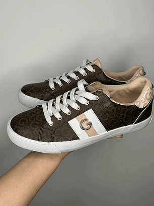 Zapatillas Guess Café 