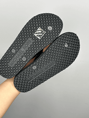 Hawaiana MICHAEL KORS Negras  