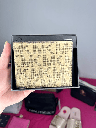 Billetera MICHAEL KORS Nude 