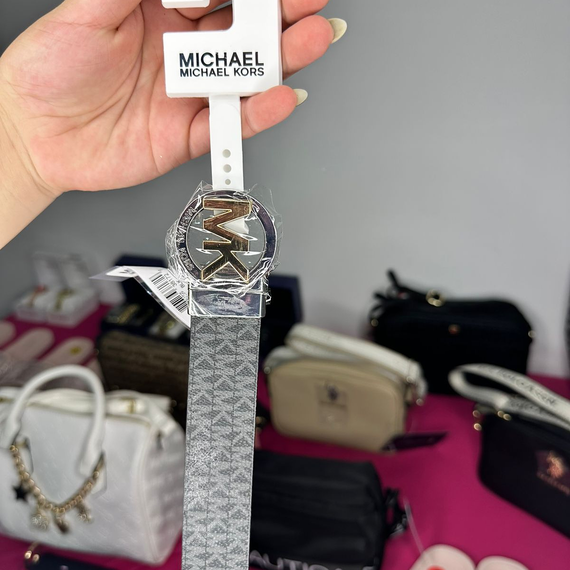 Cinturón MICHAEL KORS REVERSIBLE Mujer  1