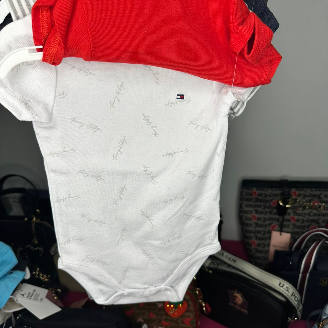 BODY TOMMY HILFIGER BEBÉ  2