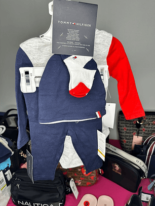 Ajuar TOMMY HILFIGER Niña 