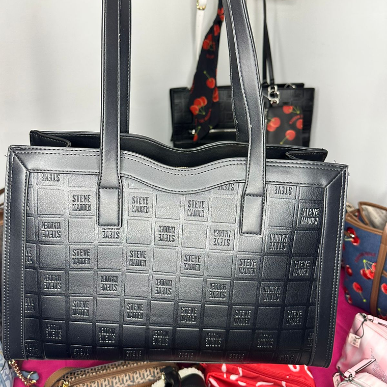 Tote Steve Madden negro  2