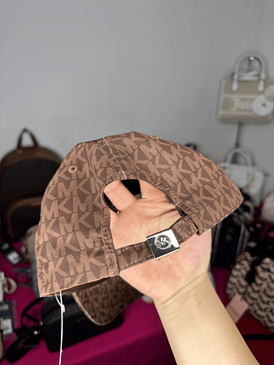 Gorro Michael Kors Café mujer 
