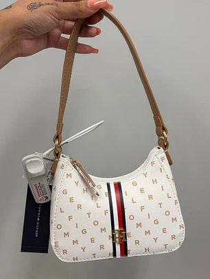 Cartera de hombro Tommy Hilfiger Blanca