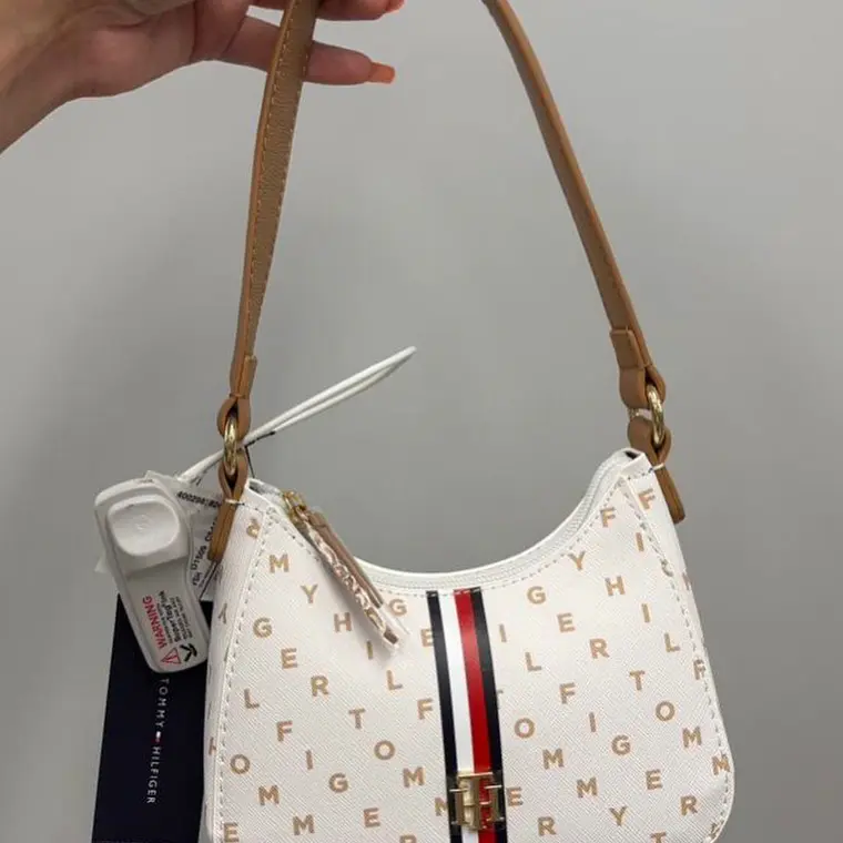 Cartera de hombro Tommy Hilfiger Blanca 1