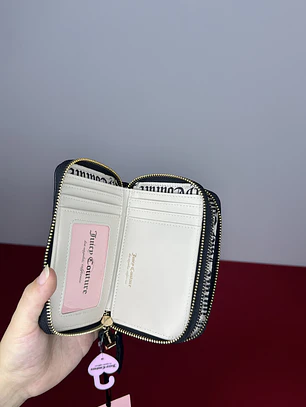 Billetera Juicy Couture Negra