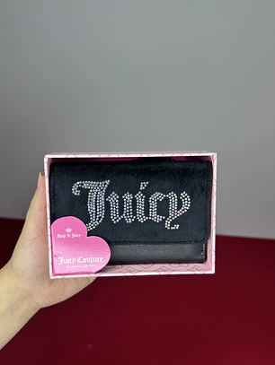 Billetera Juicy Couture Negra Gamuza 