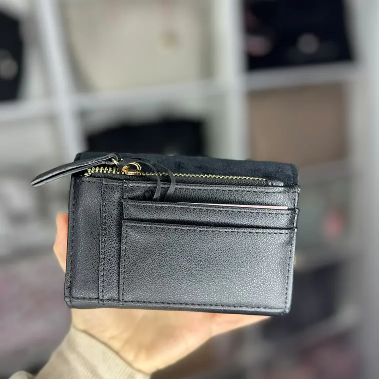 Billetera Juicy Couture Negra  2