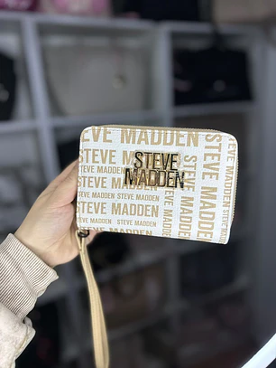 Billetera Steve Madden Blanca con Beige 