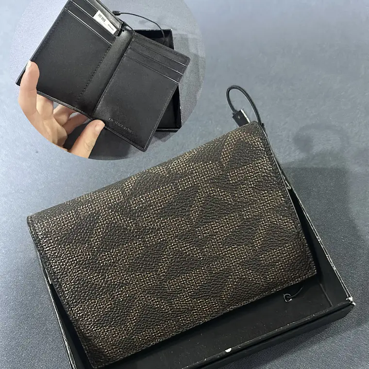 Tarjetero Michael Kors Café  1