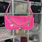 Cartera de hombro Juicy Couture Fucdia con colgantes - Miniatura 1