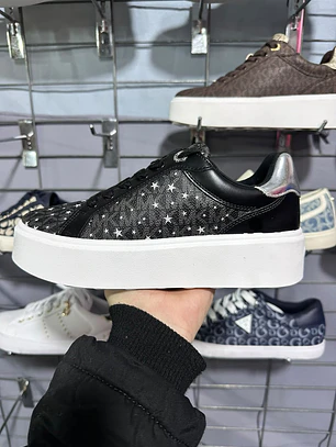 Zapatillas Michael Kors Romey Estrella Negra 