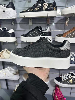 Zapatillas Michael Kors Romey Negra