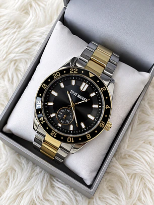 Reloj Steve Madden Fondo negro 