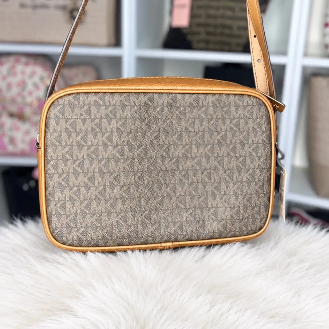 Crossbody Michael Kors Cafe/Cuero  2