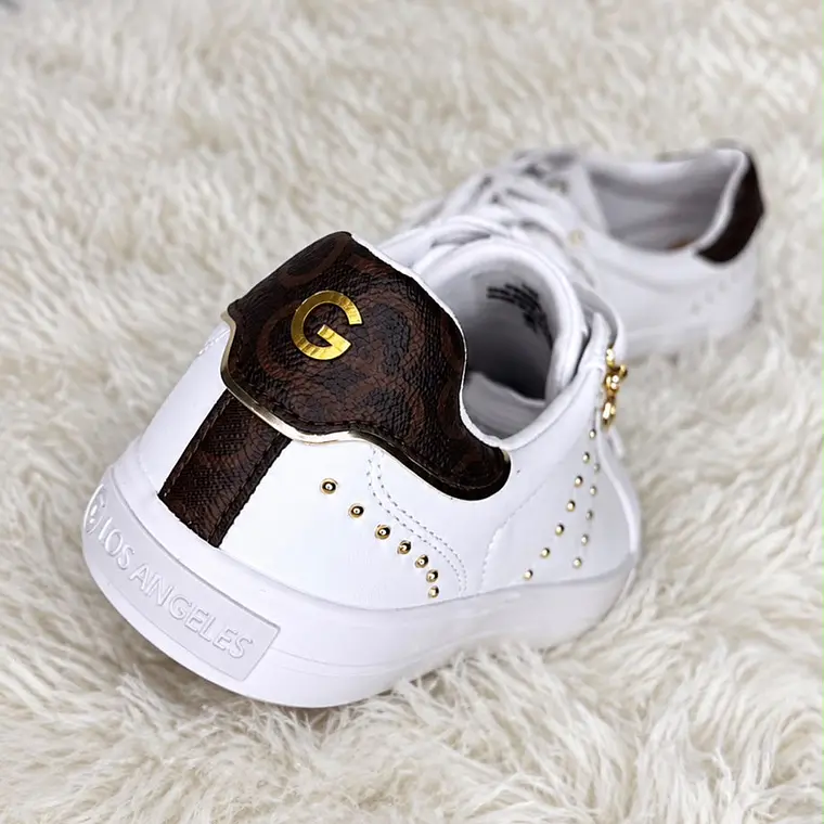 Zapatillas Guess Blanca/Café  2