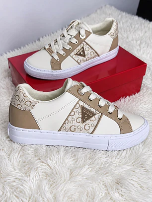 Zapatillas Guess Beige 