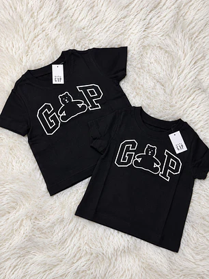 Polera GAP Negra 